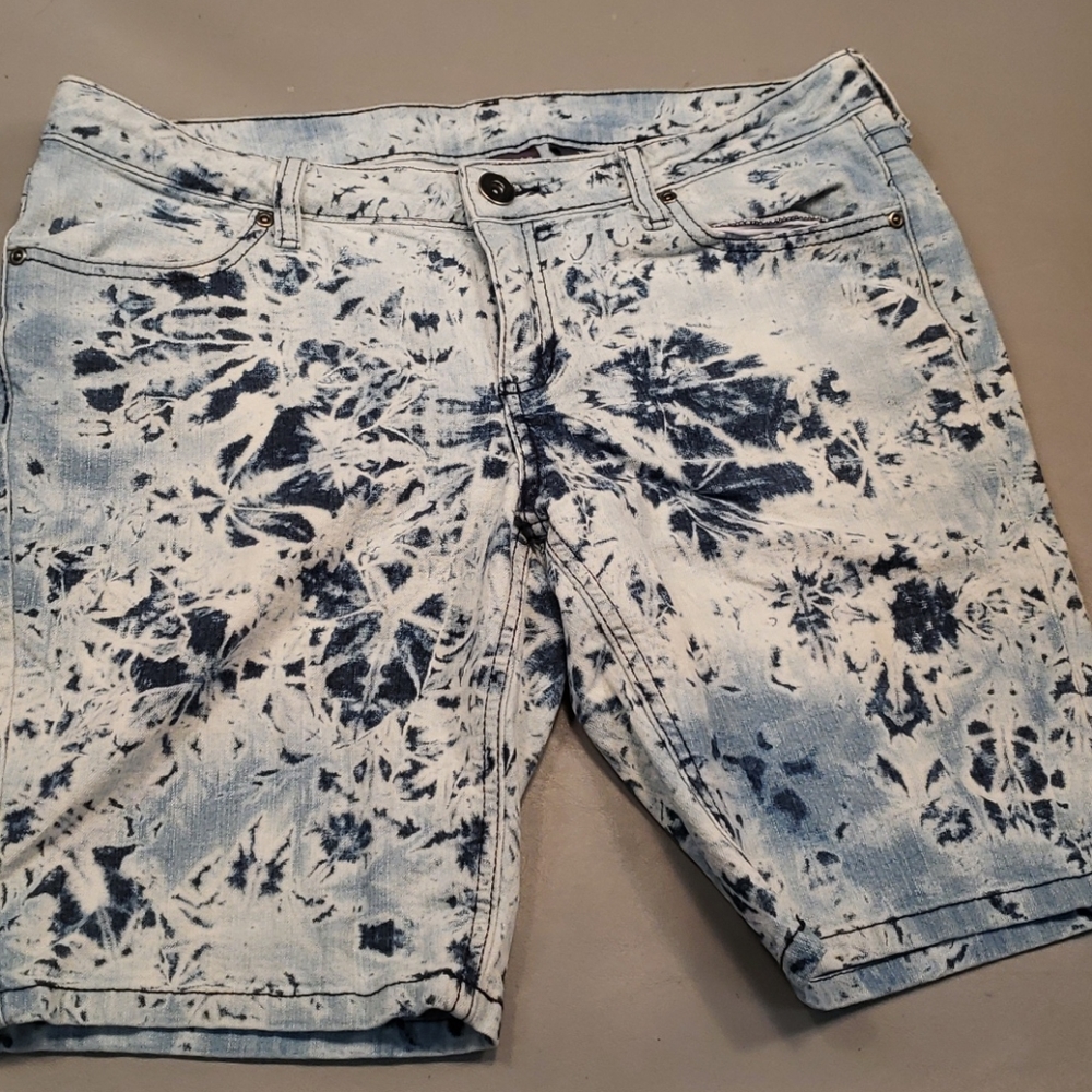 City Streets, Women's Size 11